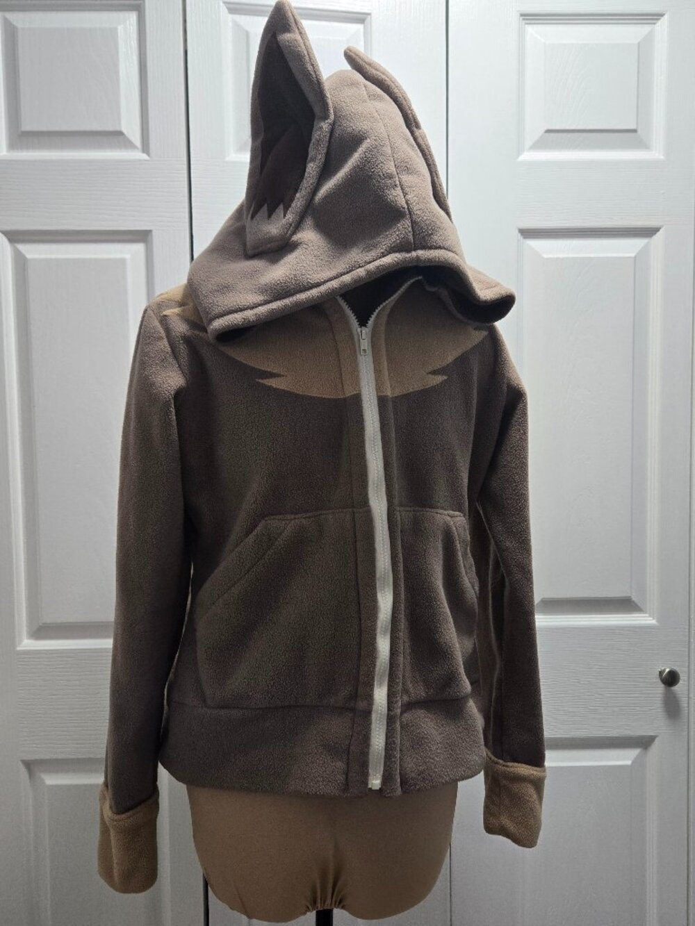 Eevee Pokémon Evolution Zero Cosplay Hoodie Medium from Rarity's Boutique